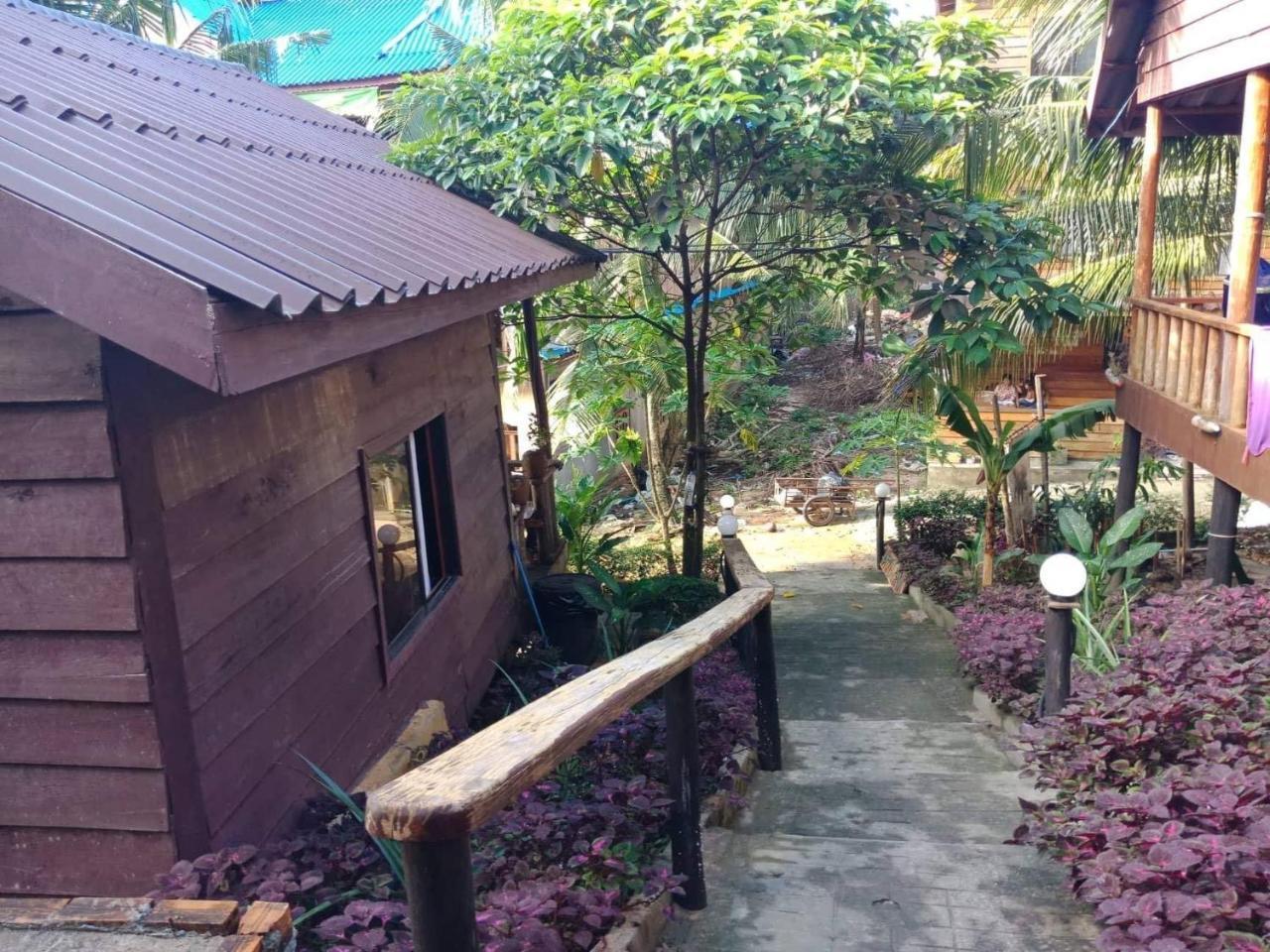 Happy Elephant Bungalows Kaoh Touch Екстериор снимка